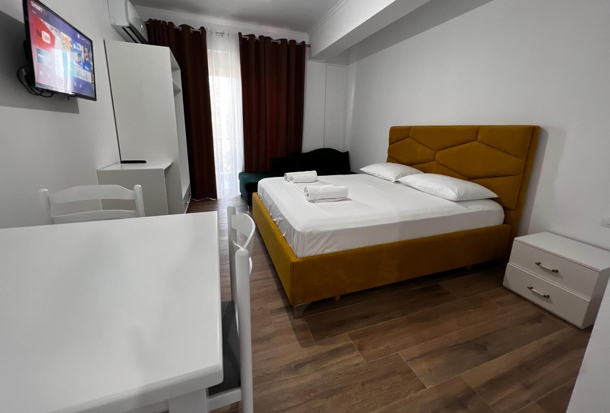 Appartamento The Gwen Sarandë Esterno foto
