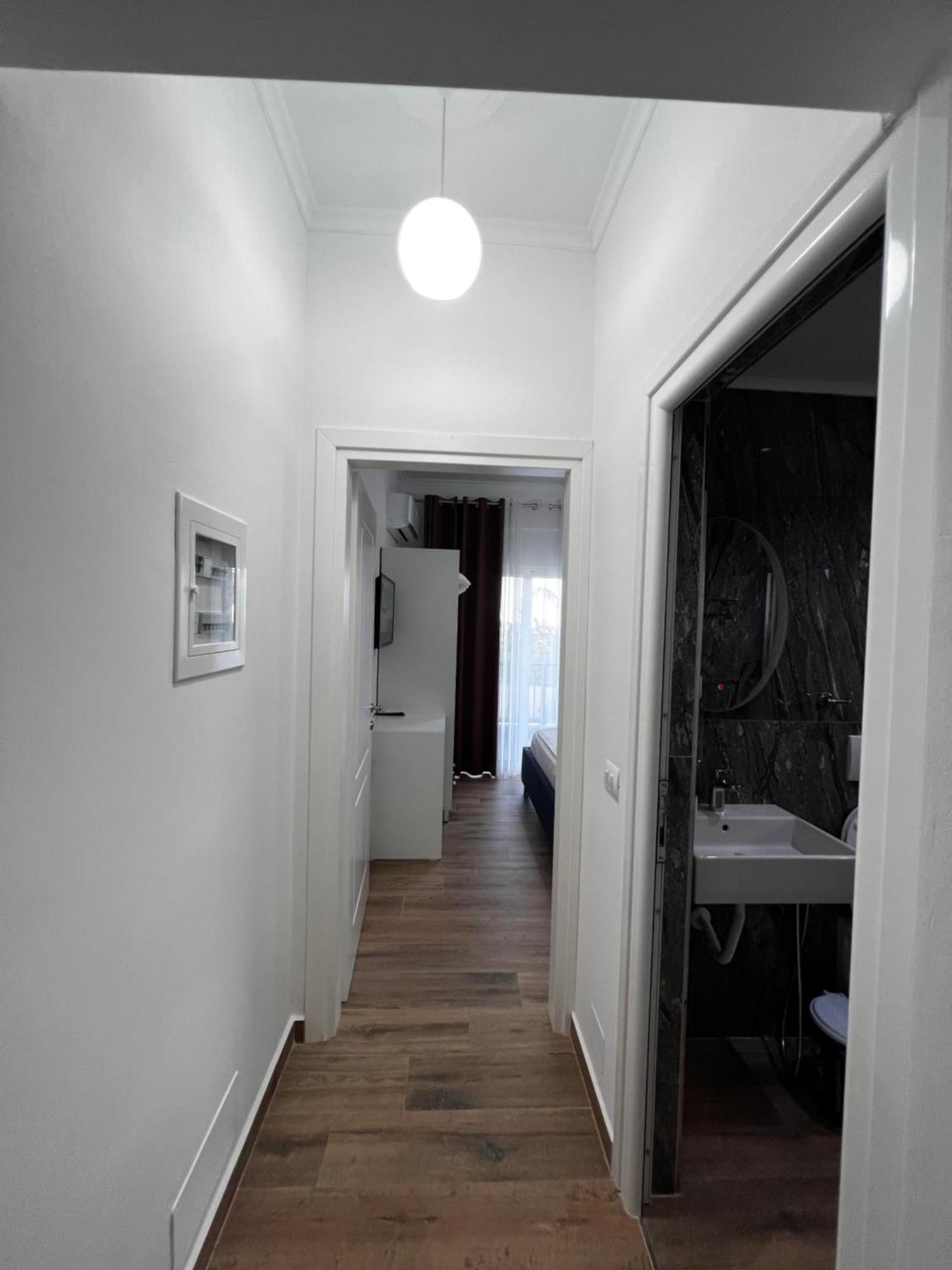 Appartamento The Gwen Sarandë Esterno foto