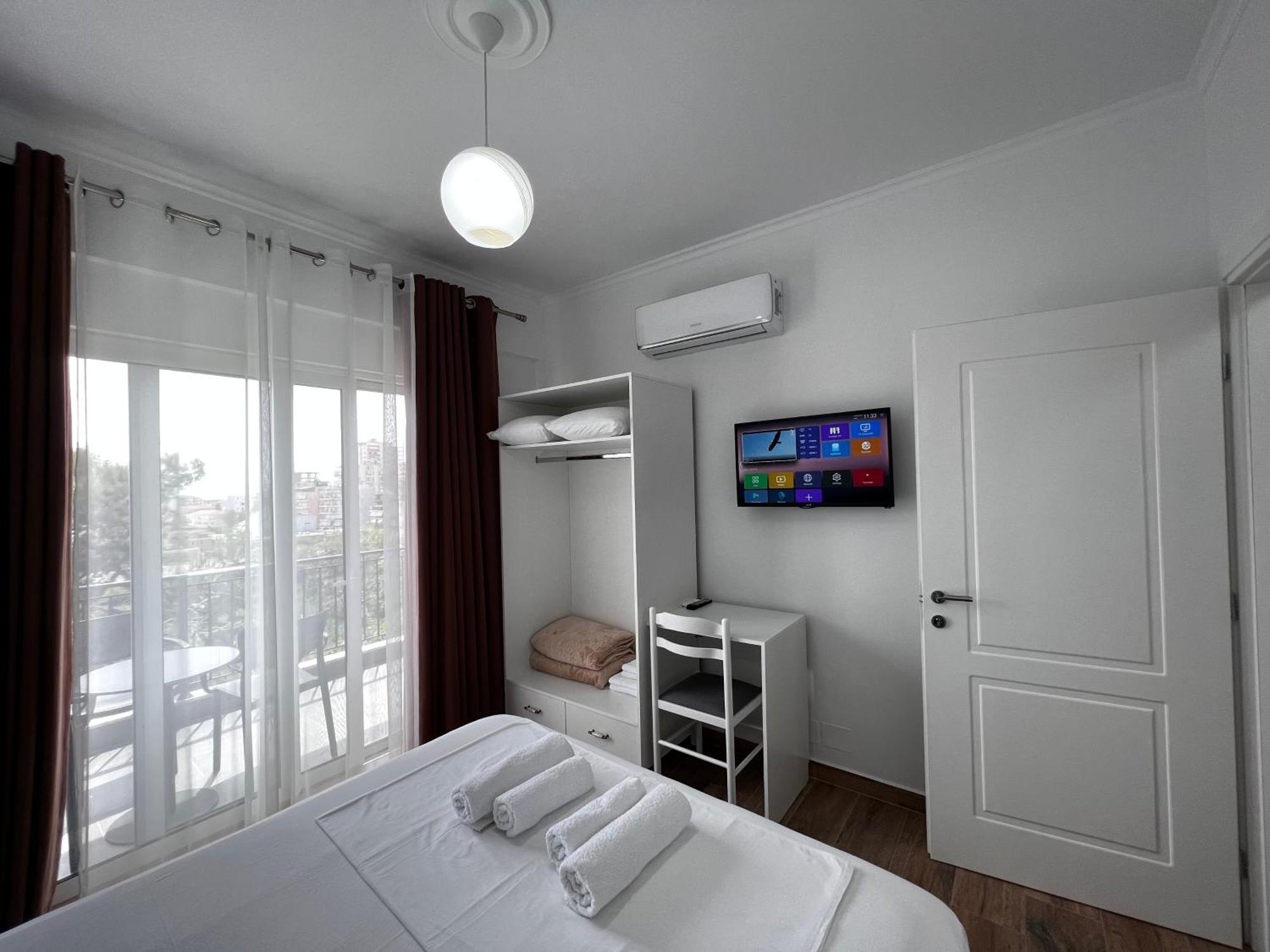 Appartamento The Gwen Sarandë Esterno foto