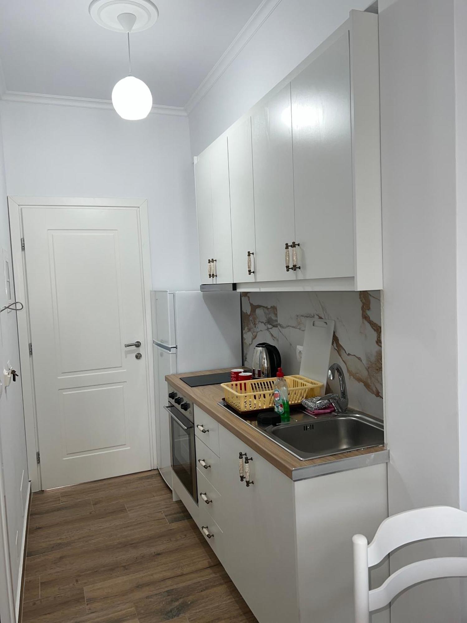 Appartamento The Gwen Sarandë Esterno foto