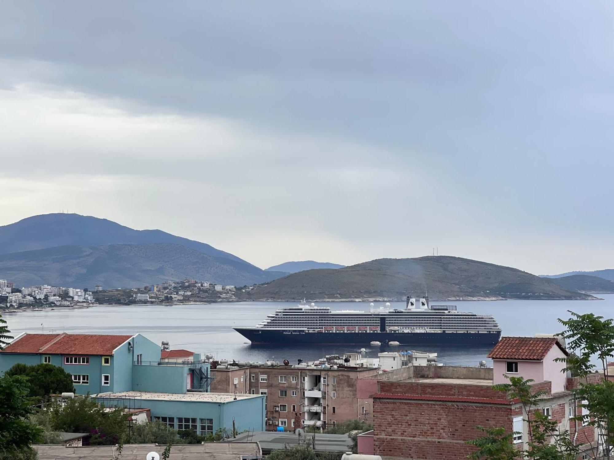 Appartamento The Gwen Sarandë Esterno foto