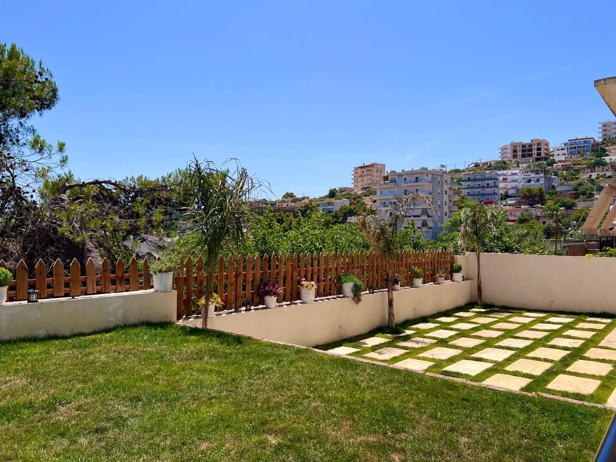 Appartamento The Gwen Sarandë Esterno foto